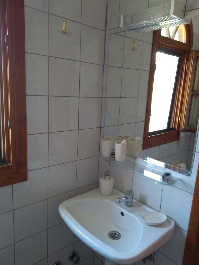 Athina Vourvourou Apartments Eksteriør billede